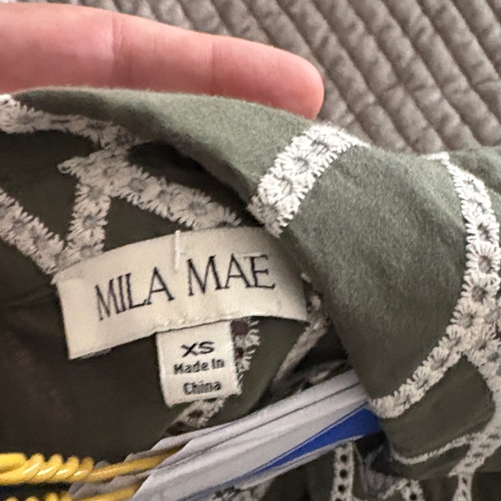 Chic Olive Patterned Midi Dress - image 2